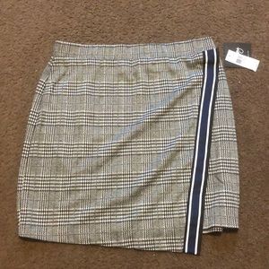 Mid thigh print skirt